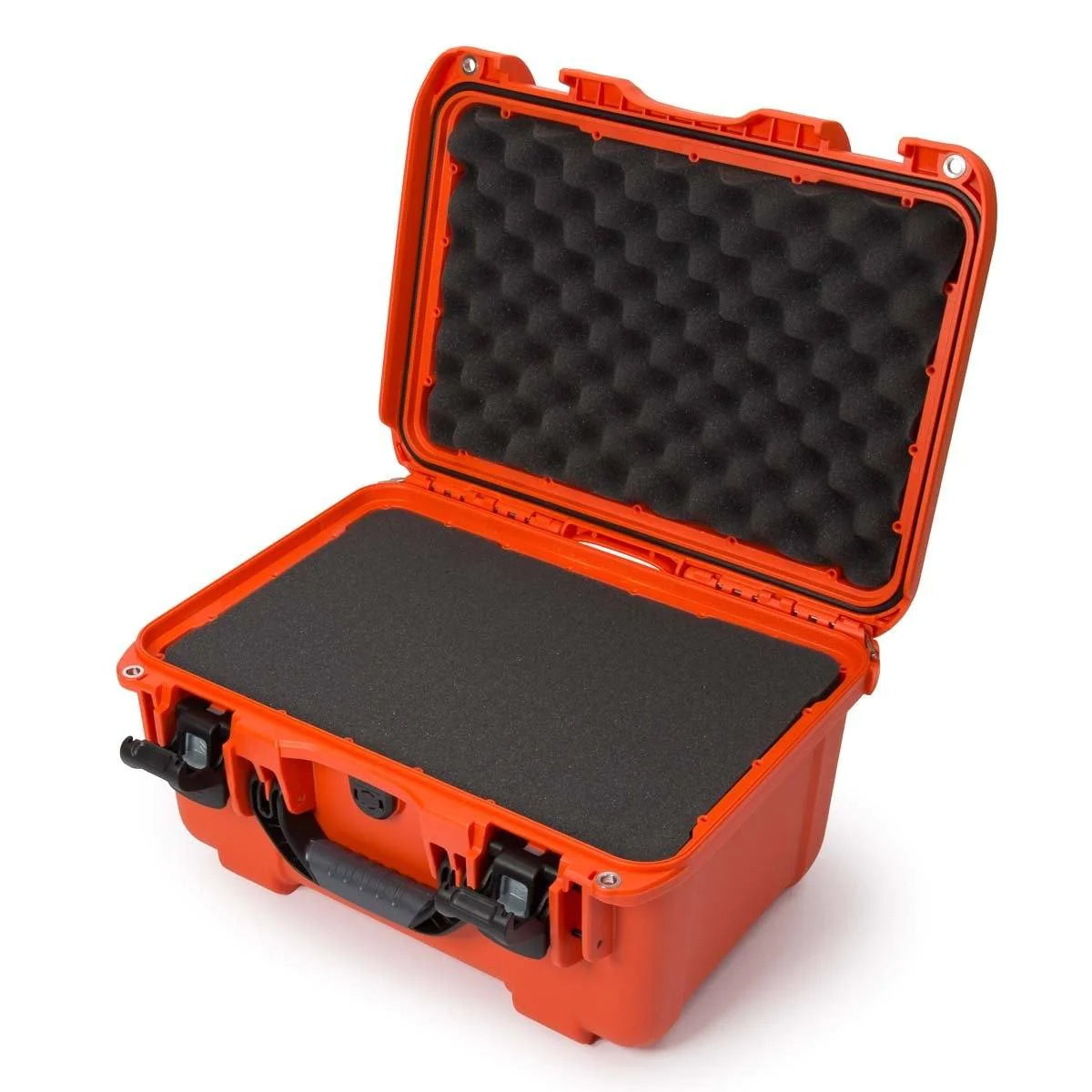 Built to organize, protect, carry and survive tough conditions, the NANUK waterproof hard case is impenetrable and indestructible with a lightweight, tough NK-7 resin shell and its PowerClaw superior latching system.