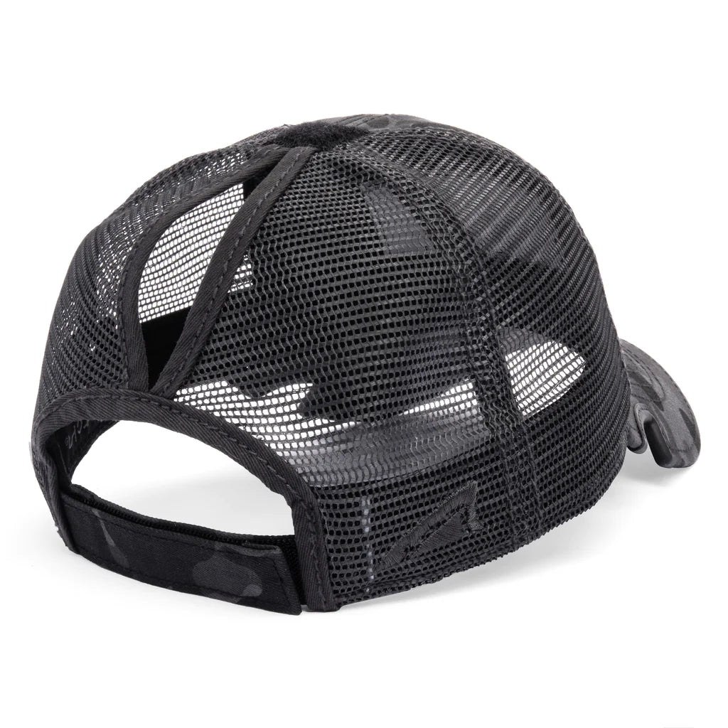 A stylish and functional headwear accessory, blending outdoor durability with contemporary design for a versatile and comfortable cap experience.