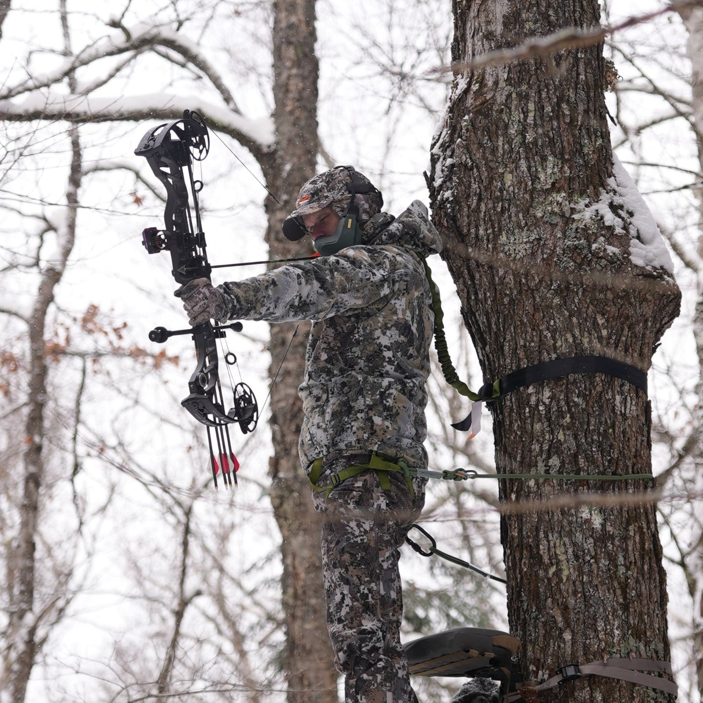 Rozvelt - Vektr Premium Hunting Accessory for Scent Elimination