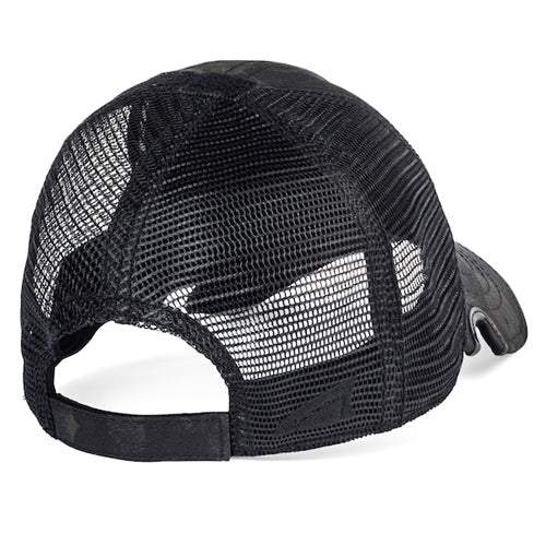 A stylish and functional headwear accessory, blending outdoor durability with contemporary design for a versatile and comfortable cap experience.