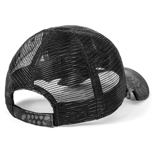  A stylish and functional headwear accessory, blending outdoor durability with contemporary design for a versatile and comfortable cap experience.