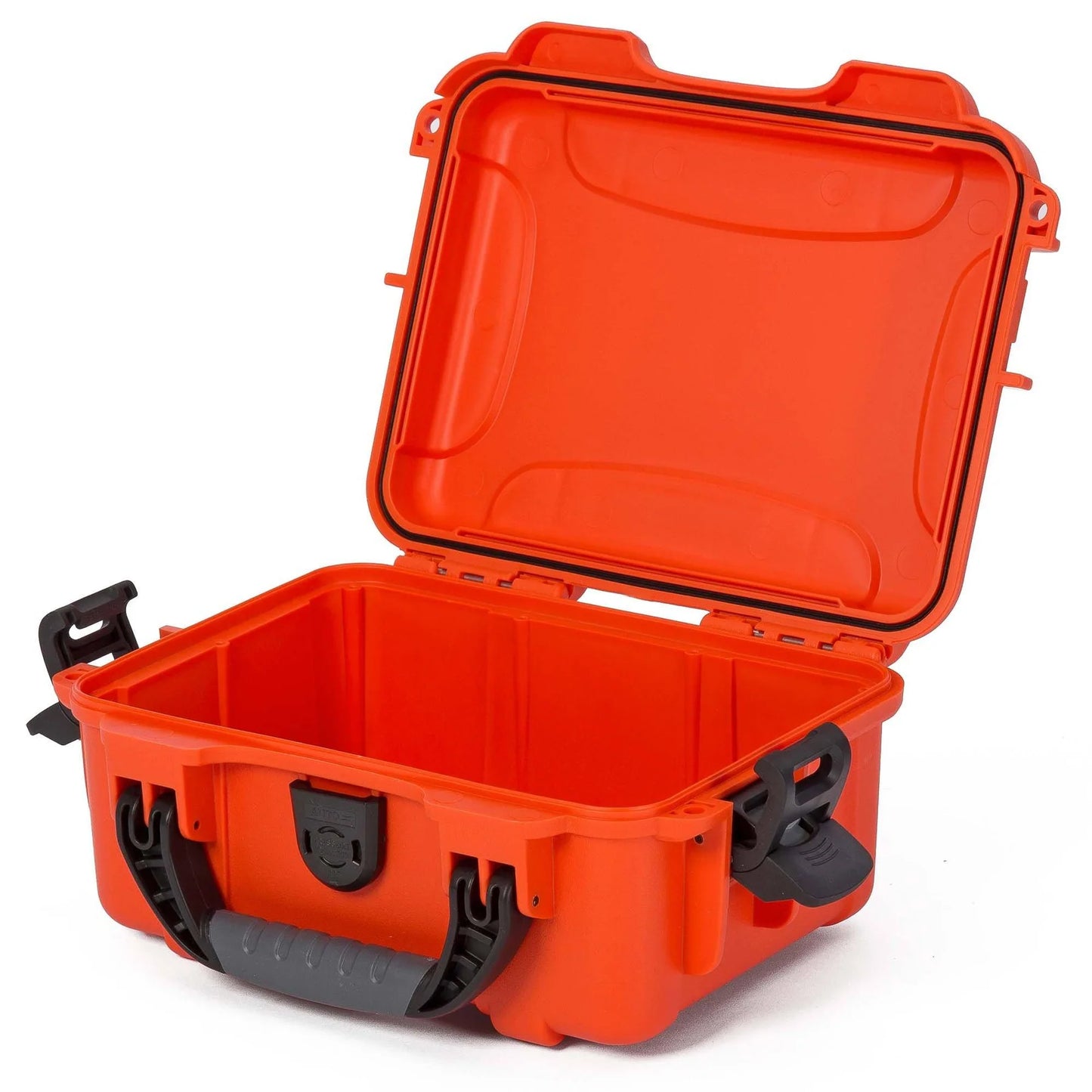 Built to organize, protect, carry and survive tough conditions, the NANUK waterproof hard case is impenetrable and indestructible with a lightweight, tough NK-7 resin shell and its PowerClaw superior latching system.