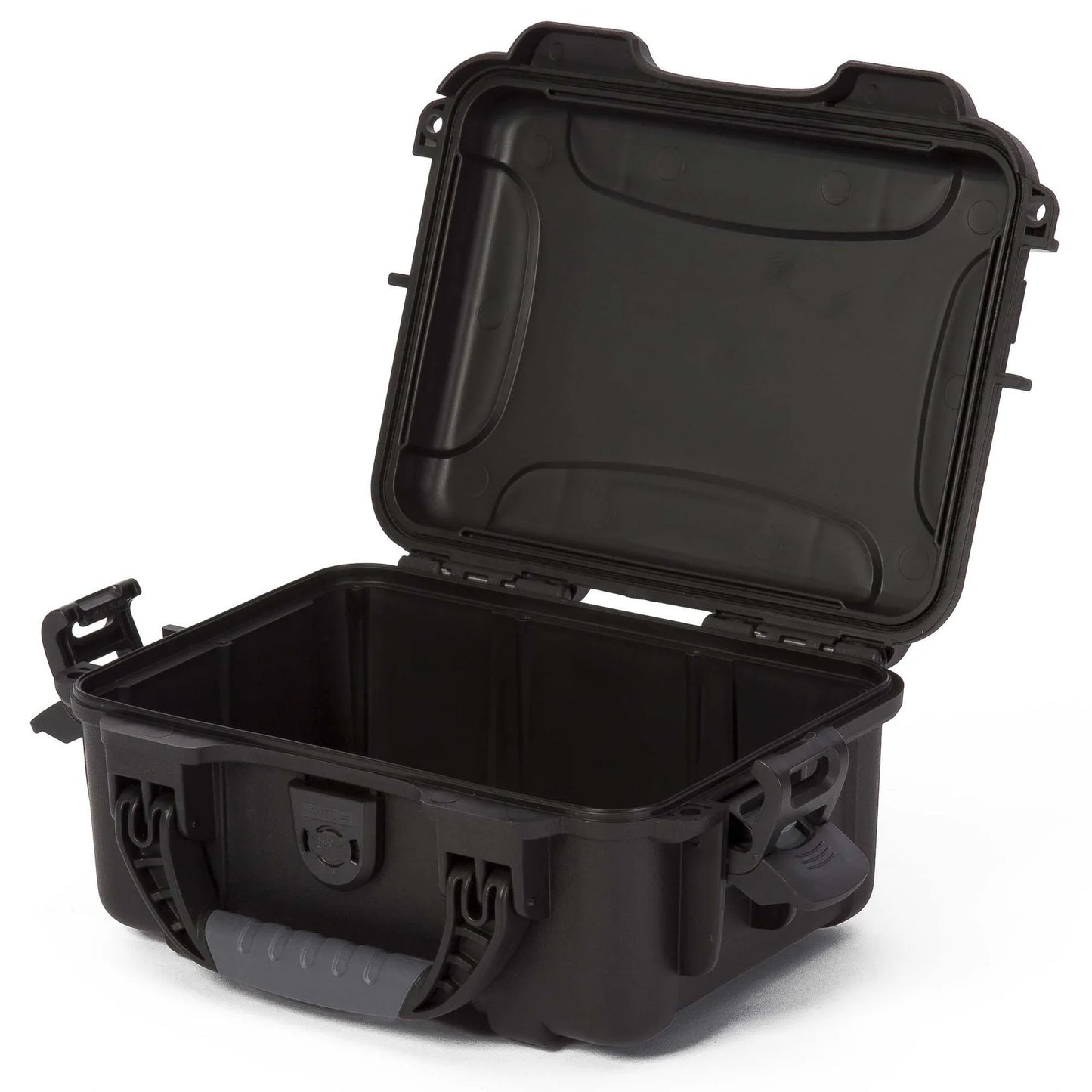 Built to organize, protect, carry and survive tough conditions, the NANUK waterproof hard case is impenetrable and indestructible with a lightweight, tough NK-7 resin shell and its PowerClaw superior latching system.