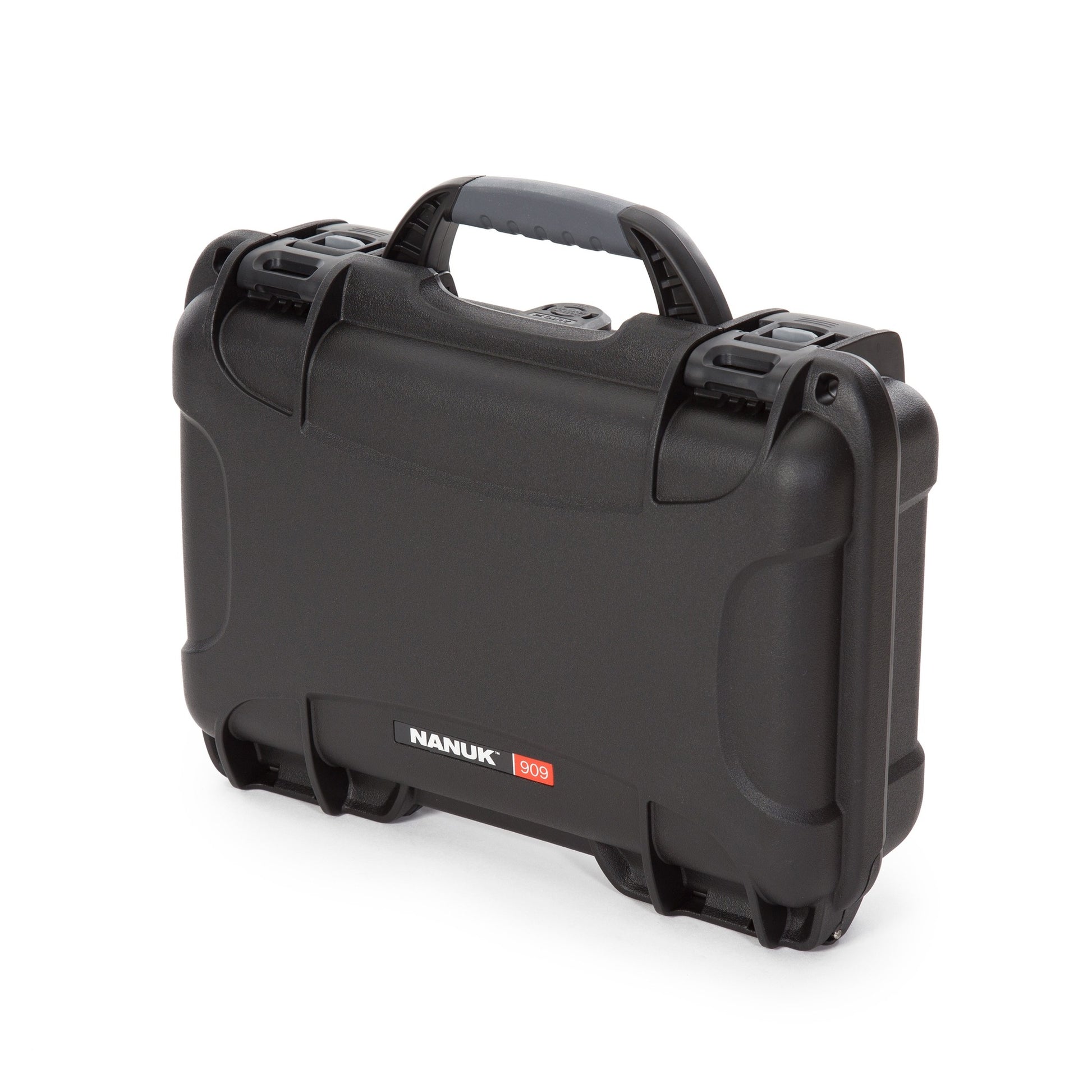 Built to organize, protect, carry and survive tough conditions, the NANUK waterproof hard case is impenetrable and indestructible with a lightweight, tough NK-7 resin shell and its PowerClaw superior latching system.