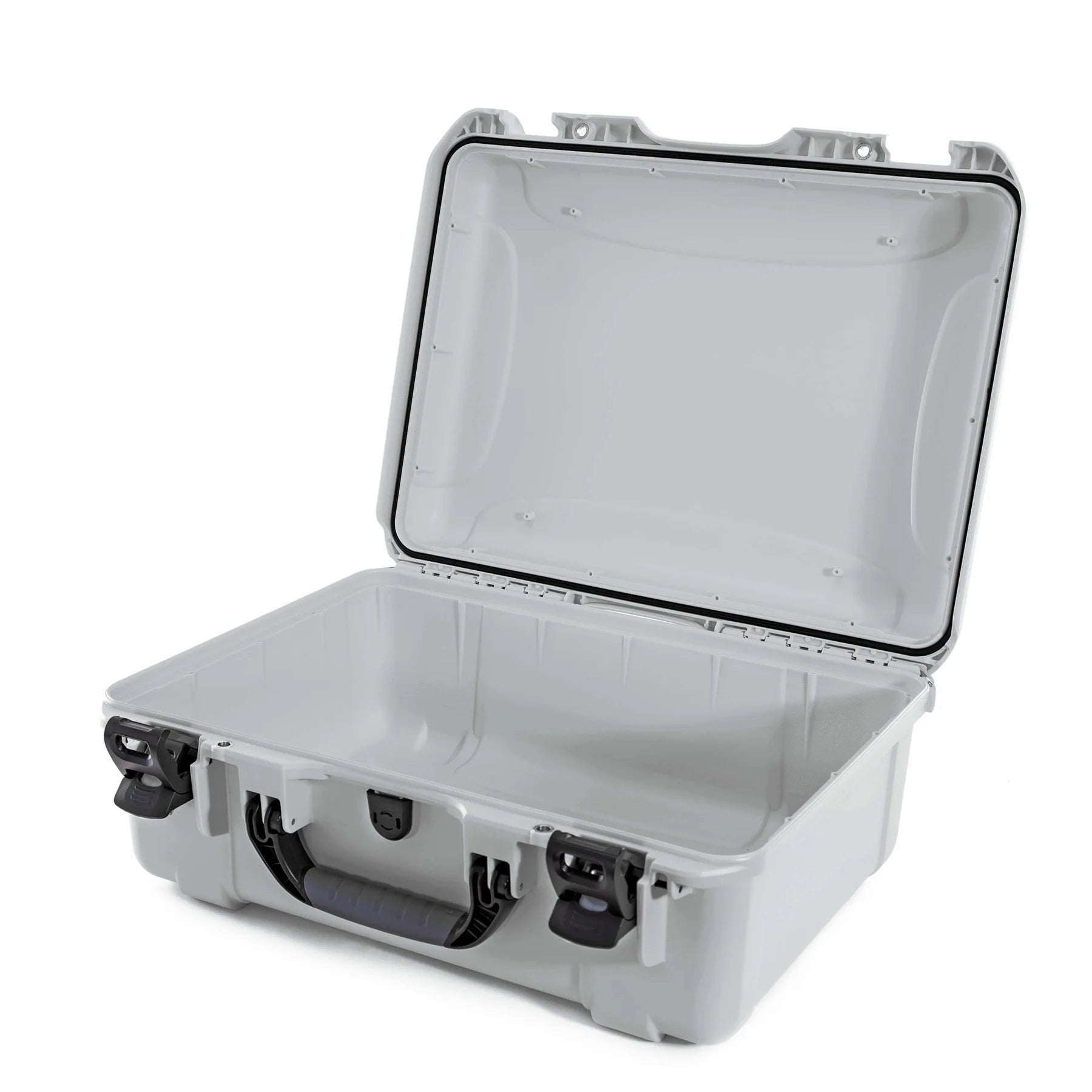 Built to organize, protect, carry and survive tough conditions, the NANUK waterproof hard case is impenetrable and indestructible with a lightweight, tough NK-7 resin shell and its PowerClaw superior latching system.