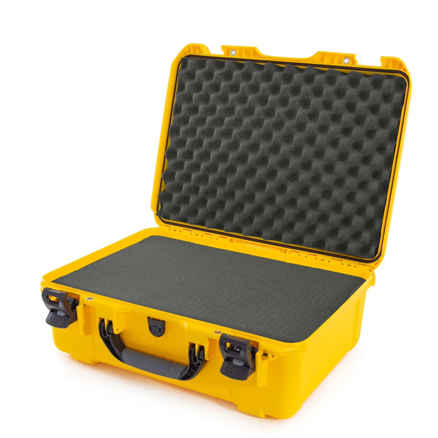 Built to organize, protect, carry and survive tough conditions, the NANUK waterproof hard case is impenetrable and indestructible with a lightweight, tough NK-7 resin shell and its PowerClaw superior latching system.